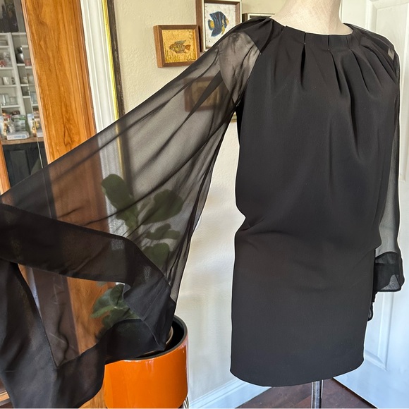 Mack & James Badgley Mischka Silk Angel Sleeve Party Dress Like New - Picture 2 of 9